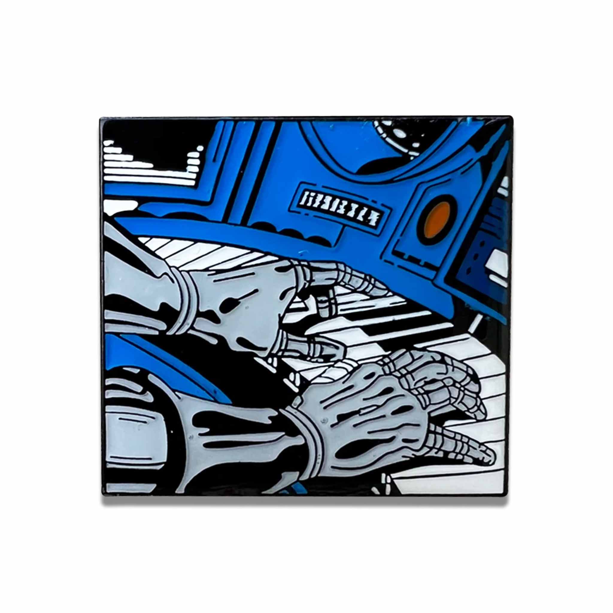 Metal_Fingers-MF_DOOM_pin.jpg?