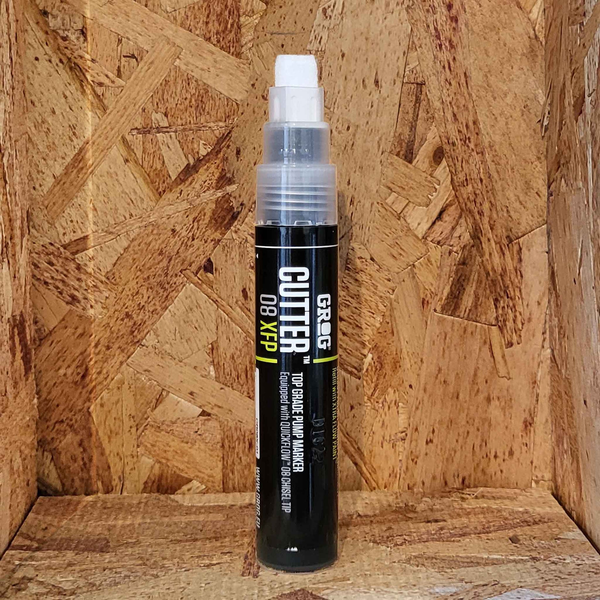 Black chisel tip marker with black label 'Grog Cutter 08 XFP'